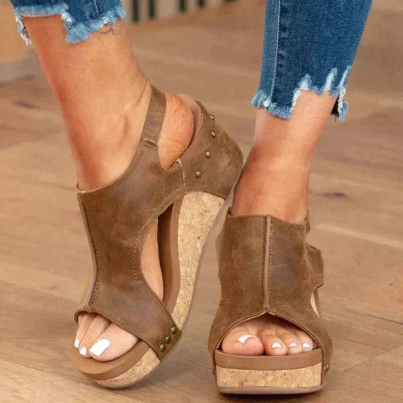 MARIT | HOHE SANDALEN MIT OFFENER SPITZE