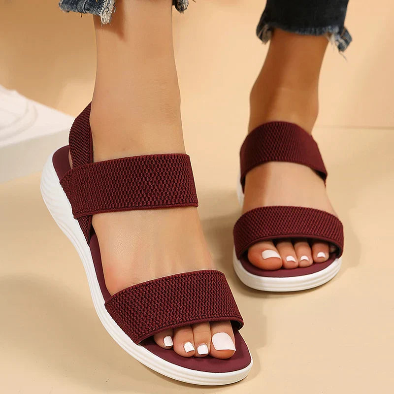 RAYLYNN | ELASTISCHE KEILABSATZ-SANDALETTEN AUS STRICKSTOFF